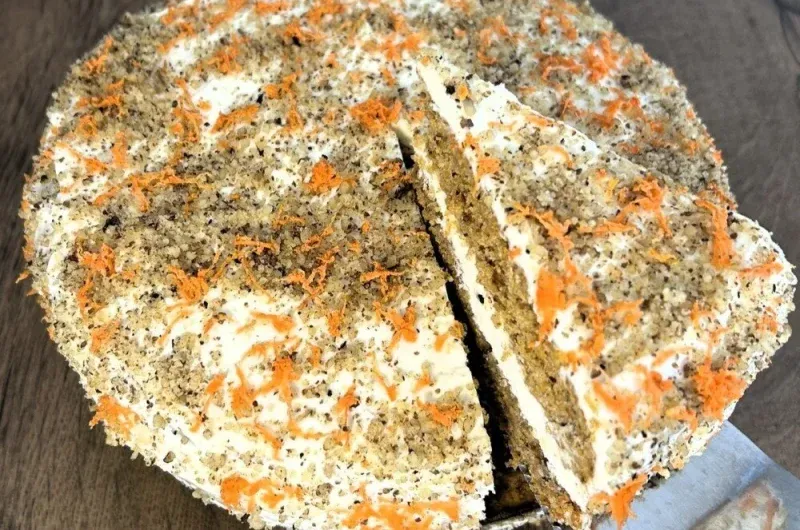 Reteta tort de morcovi (carrot cake)